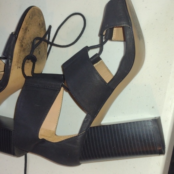 LOFT black lace up chunky heels size 8 - Picture 11 of 16